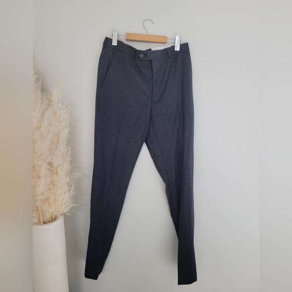 CALVIN KLEIN Black Jayden Skinny Fit Stretch Dress Pant. NWT. 33/32L - Picture 2 of 6